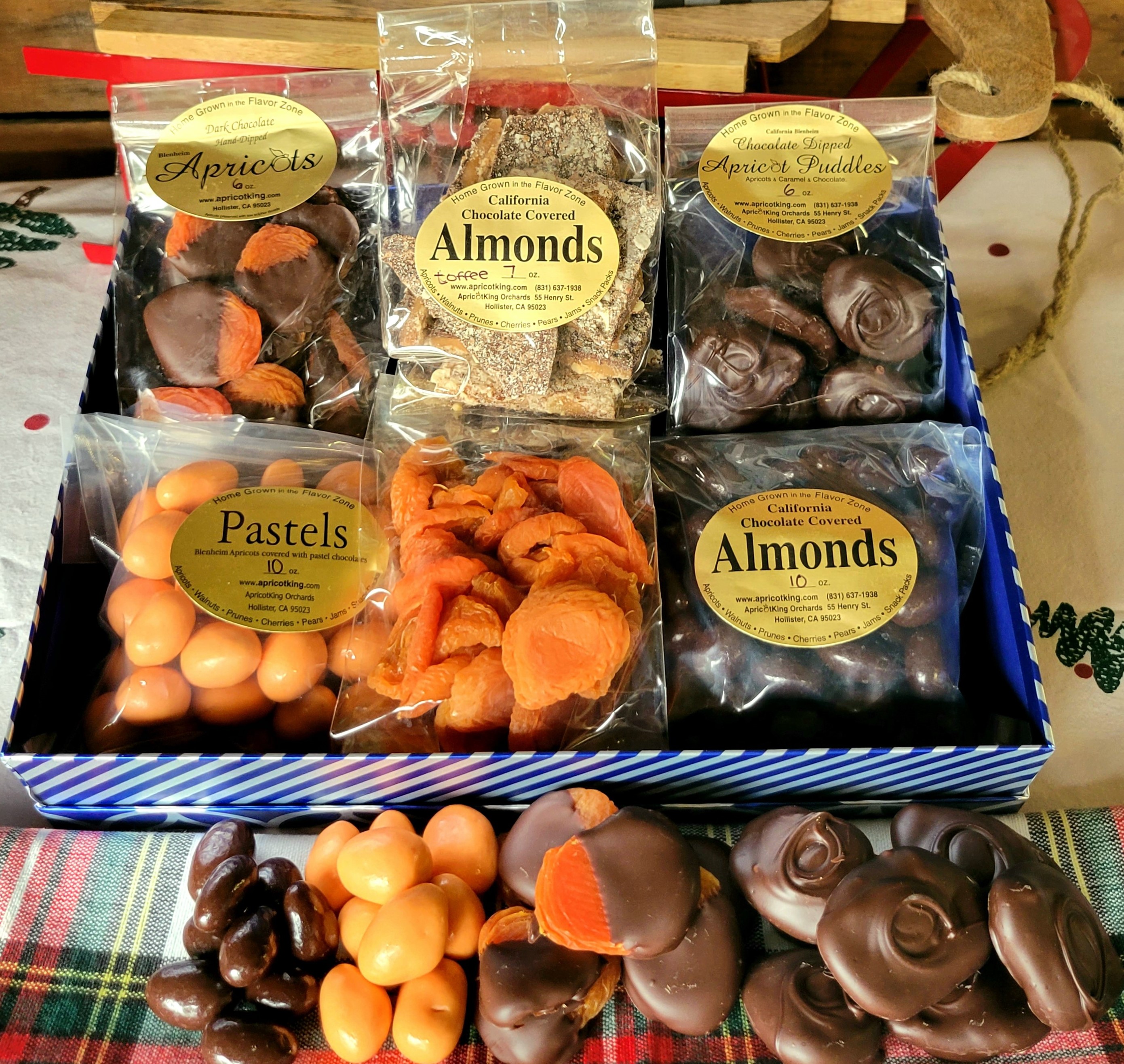 ApricotKing Dried California Blenheim Apricots