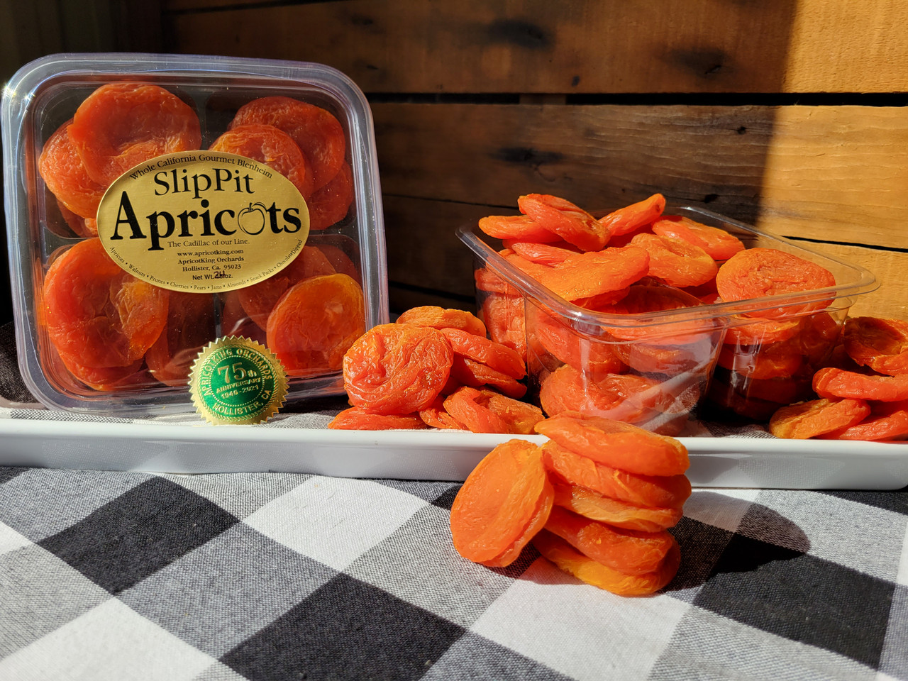 Fancy Slip Pits (Whole Apricots) ApricotKing