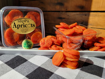 Gourmet SlipPits (Whole Apricots)  gift tub