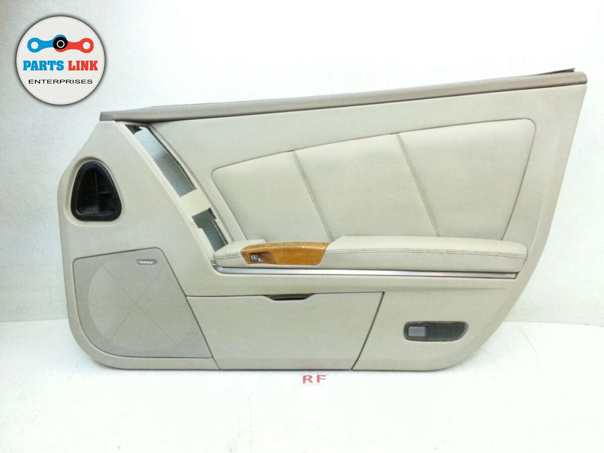 0405 CADILLAC XLR FRONT RIGHT PASSENGER DOOR TRIM PANEL COVER ARMREST