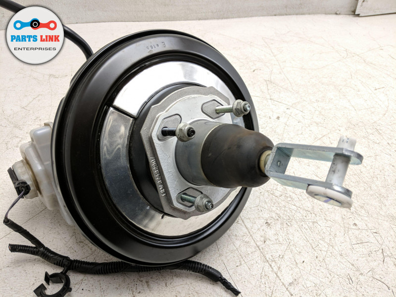 20142016 RANGE ROVER SPORT L494 MASTER BRAKE CYLINDER BOOSTER TANK