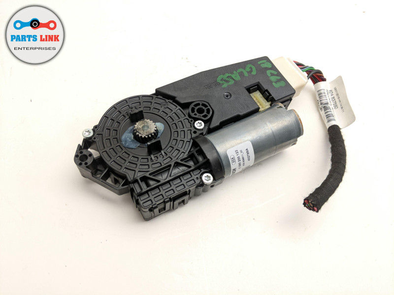 20172018 MERCEDES C63 AMG W205 PANORAMIC SUNROOF ROOF WINDOW GLASS