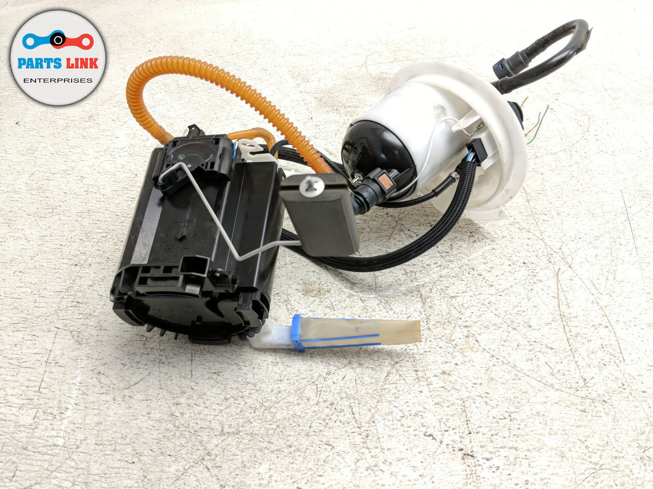 20142016 RANGE ROVER SPORT L494 3.0L V6 GAS FUEL PUMP ASSEMBLY 5.0L V8 L405 33K