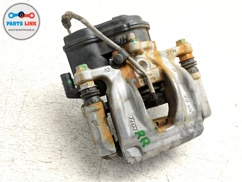 20182020 AUDI Q5 FY REAR RIGHT DISC BRAKE CALIPER PADS HOSE ACTUATOR