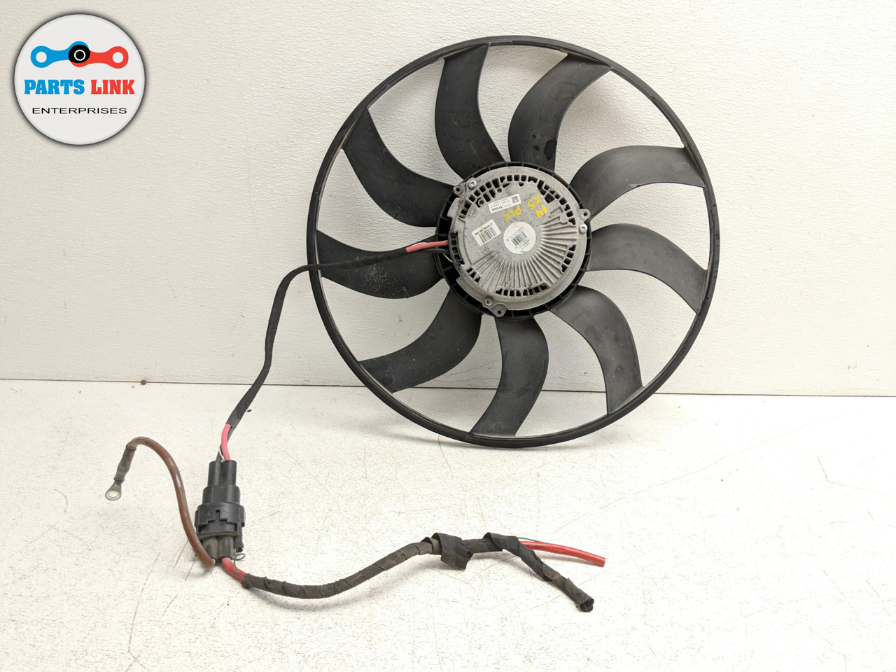 20142018 BMW X5 F15 XDRIVE50I 4.4L V8 ENGINE COOLING MOTOR FAN SHROUD X6 850W