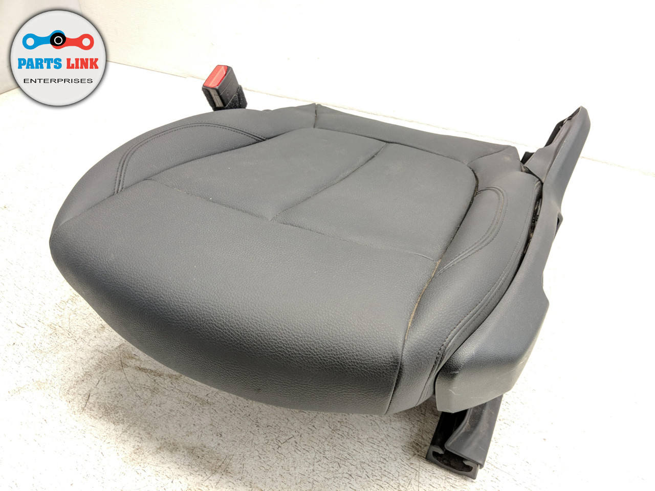 20182019 BMW X1 F48 FRONT LEFT DRIVER SEAT BOTTOM CUSHION PAD COVER
