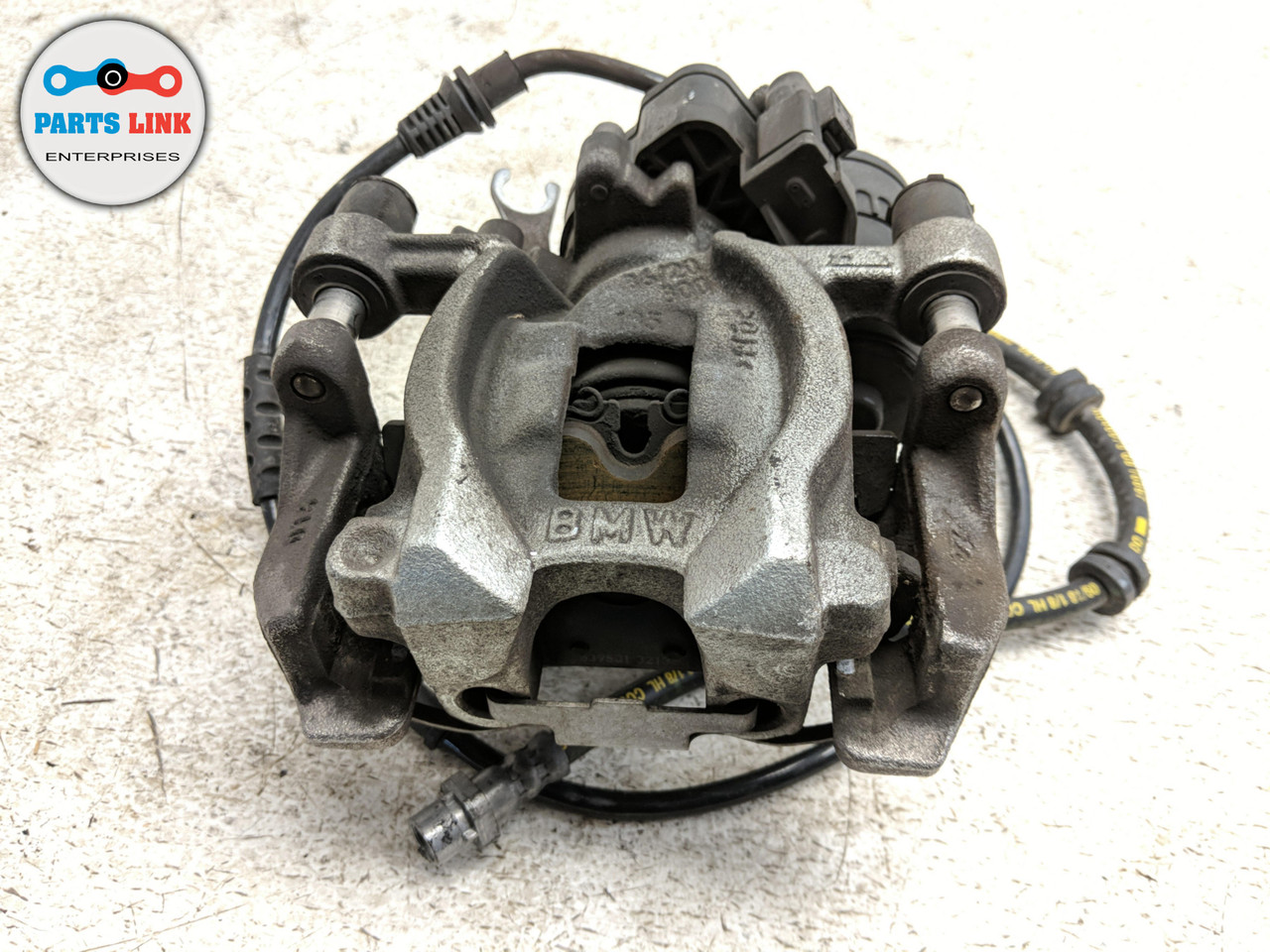 20182020 BMW X1 F48 REAR LEFT DRIVER BRAKE CALIPER ACTUATOR MOTOR HOSE ASSEMBLY