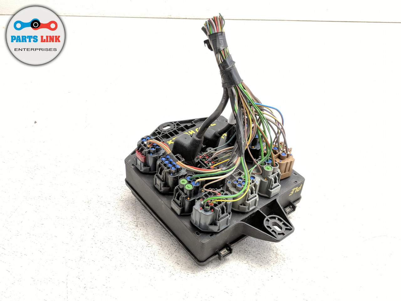 2010-2012 JAGUAR XJ X351 FRONT RIGHT COWL ENGINE BAY FUSE BOX BLOCK RELAY UNIT - PARTS LINK ENT | Bay Fuse Box | | Parts Link Enterprise