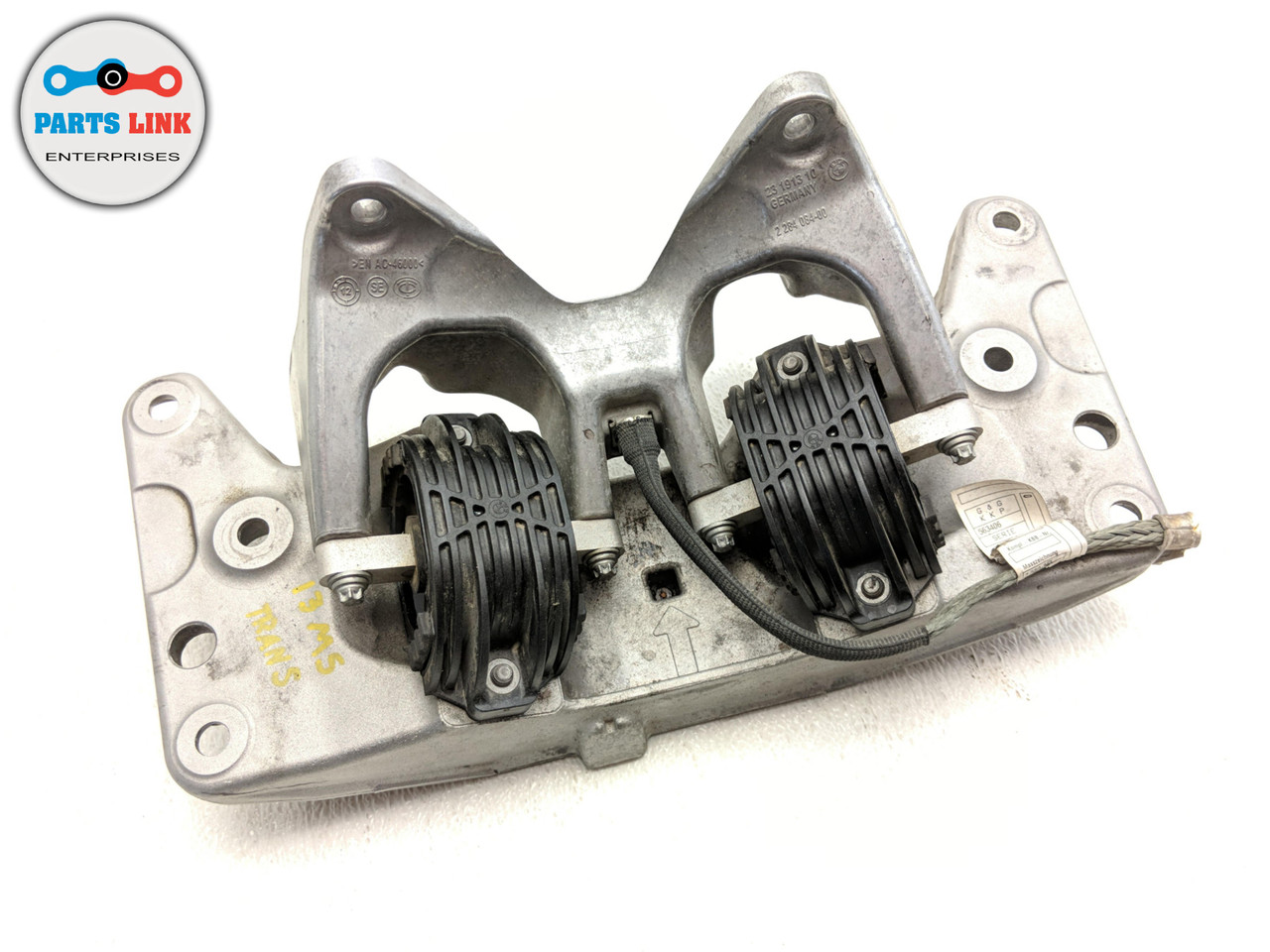 20132016 BMW M5 F10 V8 AUTOMATIC TRANSMISSION MOUNT BRACKET SUPPORT