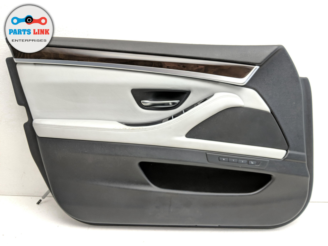 BMW F10 528i 550i FRONT DRIVER DOOR PULL HANDLE LEFT TRIM GENUINE OEM OYSTER BMW F10 528i 550i FRONT DRIVER DOOR PULL HANDLE LEFT TRIM GENUINE OEM OYSTER