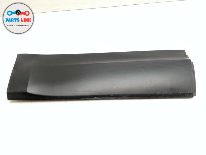 2017-2019 LAND ROVER DISCOVERY L462 REAR RIGHT DOOR LOWER MOLDING TRIM ...