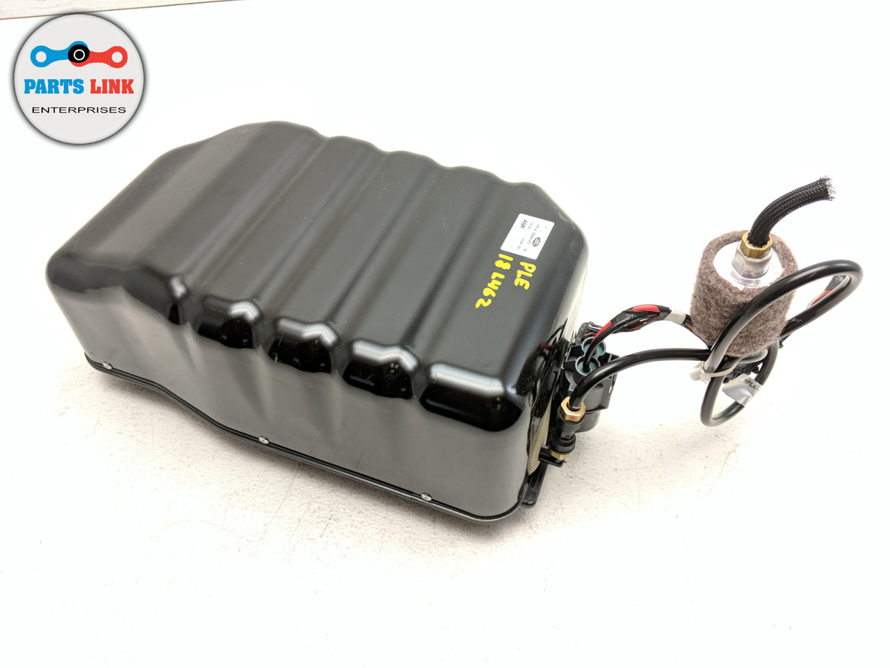 20172018 LAND ROVER DISCOVERY 5 L462 AIR RIDE SUSPENSION COMPRESSOR