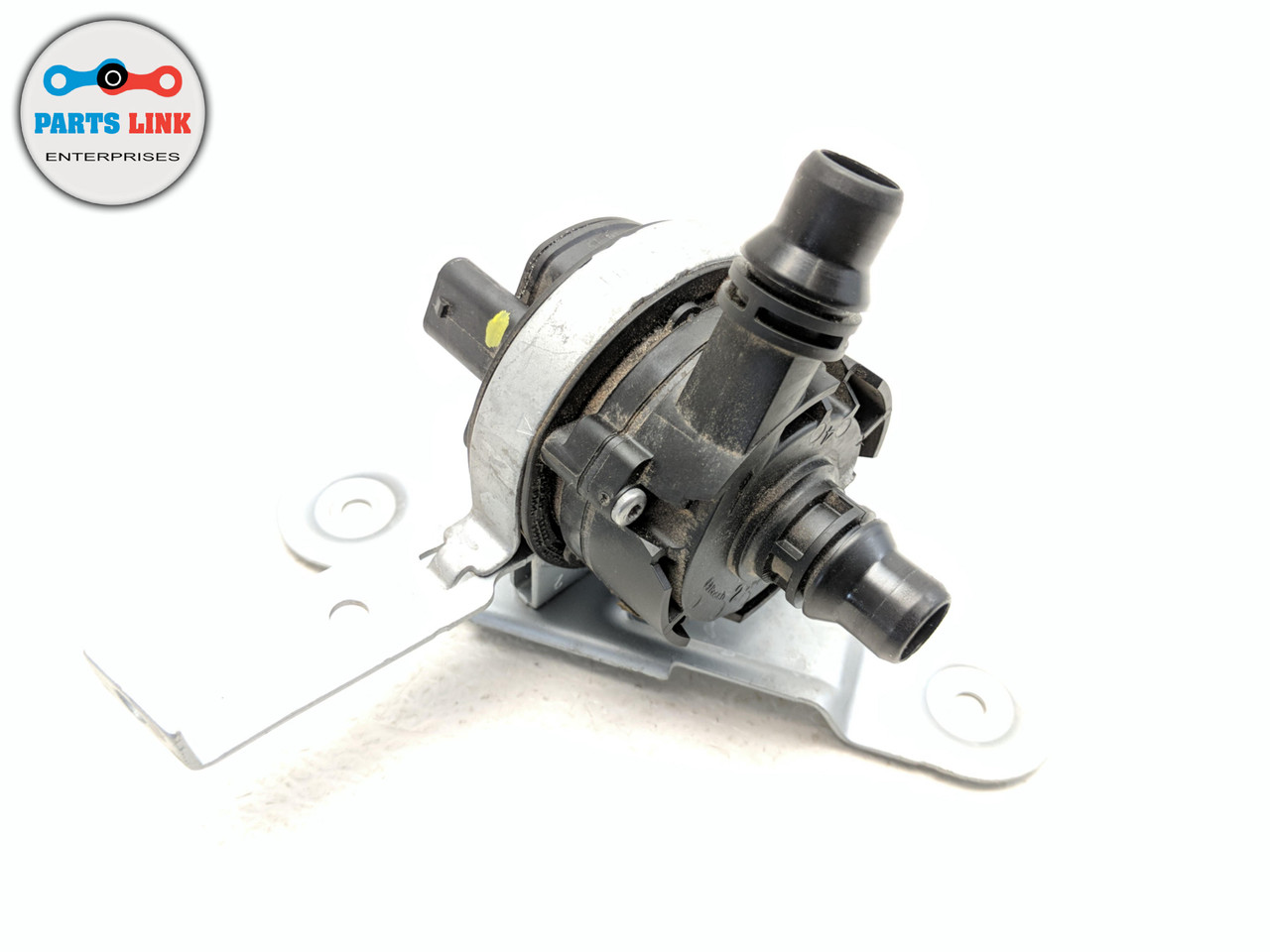 2018-2019 BMW X3 G01 2.0L ENGINE MOTOR AUX WATER COOLANT PUMP MOUNT ASSEMBLY 3K - PARTS LINK ENT