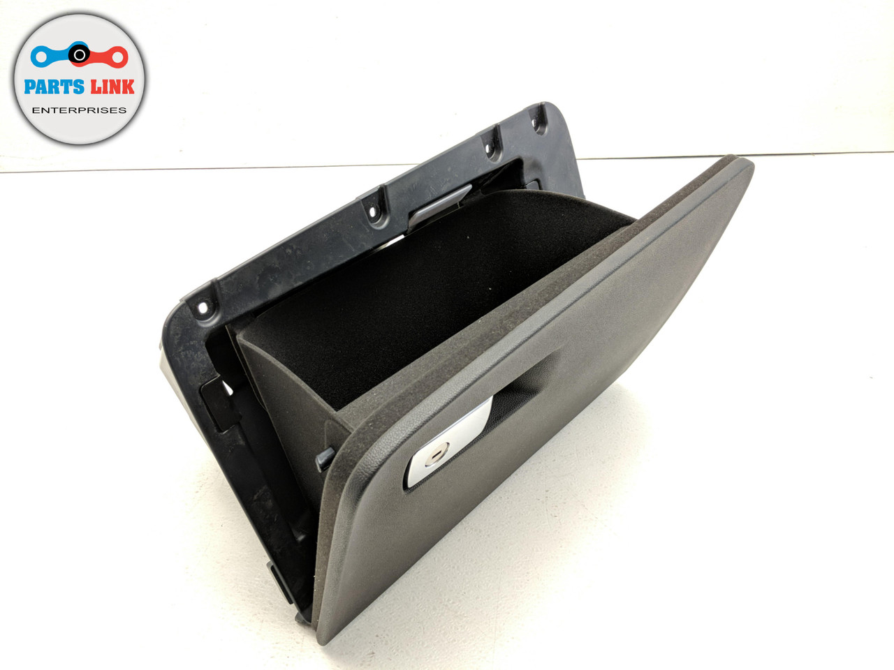 20182019 BMW X3 G01 DASH RIGHT PASSENGER GLOVE BOX STORAGE COMPARTMENT