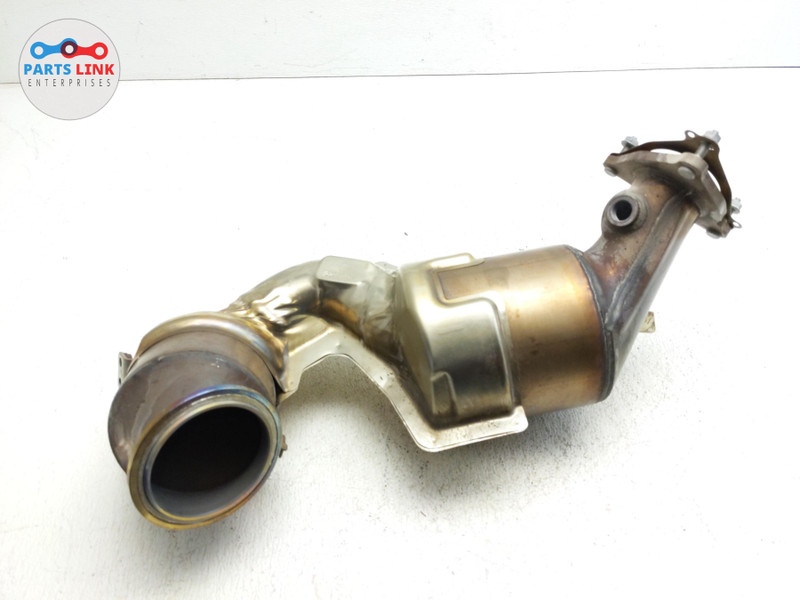 2020 RANGE ROVER EVOQUE L551 FRONT EXHAUST CATALYTIC CONVERTER FILTER PIPE HOSE PARTS LINK ENT 2020 RANGE ROVER EVOQUE L551 FRONT EXHAUST CATALYTIC CONVERTER FILTER PIPE HOSE PARTS LINK ENT