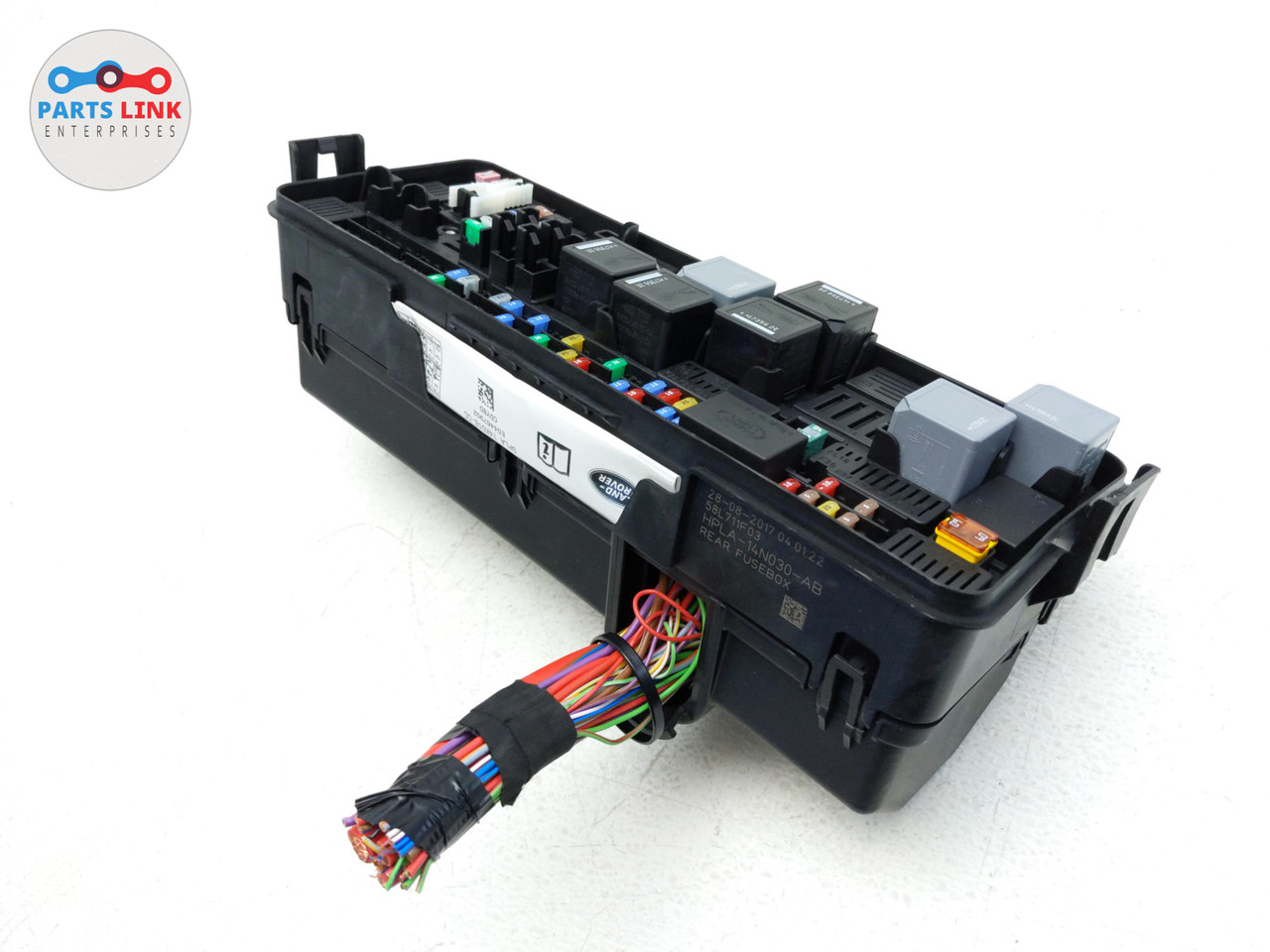 20162017 RANGE ROVER SPORT L494 3.0L GAS RIGHT QUARTER FUSE BOX POWER