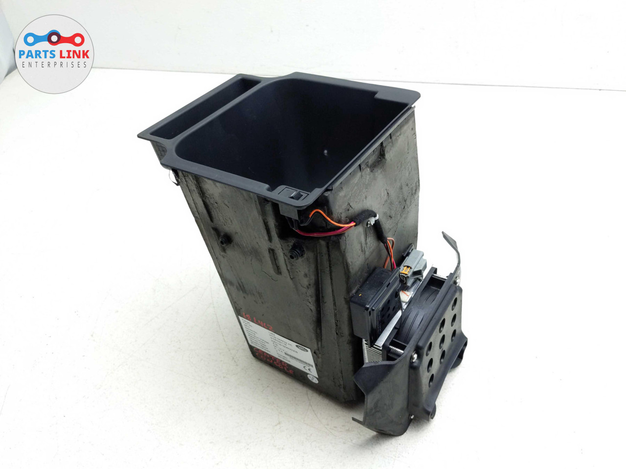 2017-2019 LAND ROVER DISCOVERY L462 FRONT CENTER CONSOLE COMPARTMENT ...