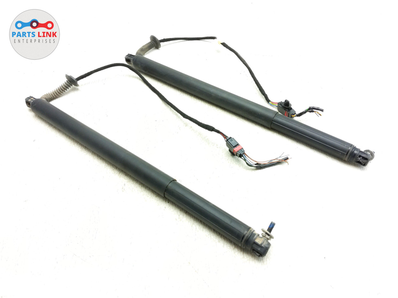 Pair Of New Gas Struts For Volvo XC90 Tailgate Glass Window (2002-2014) – Nitro Lift Brand, 1-Year Warranty