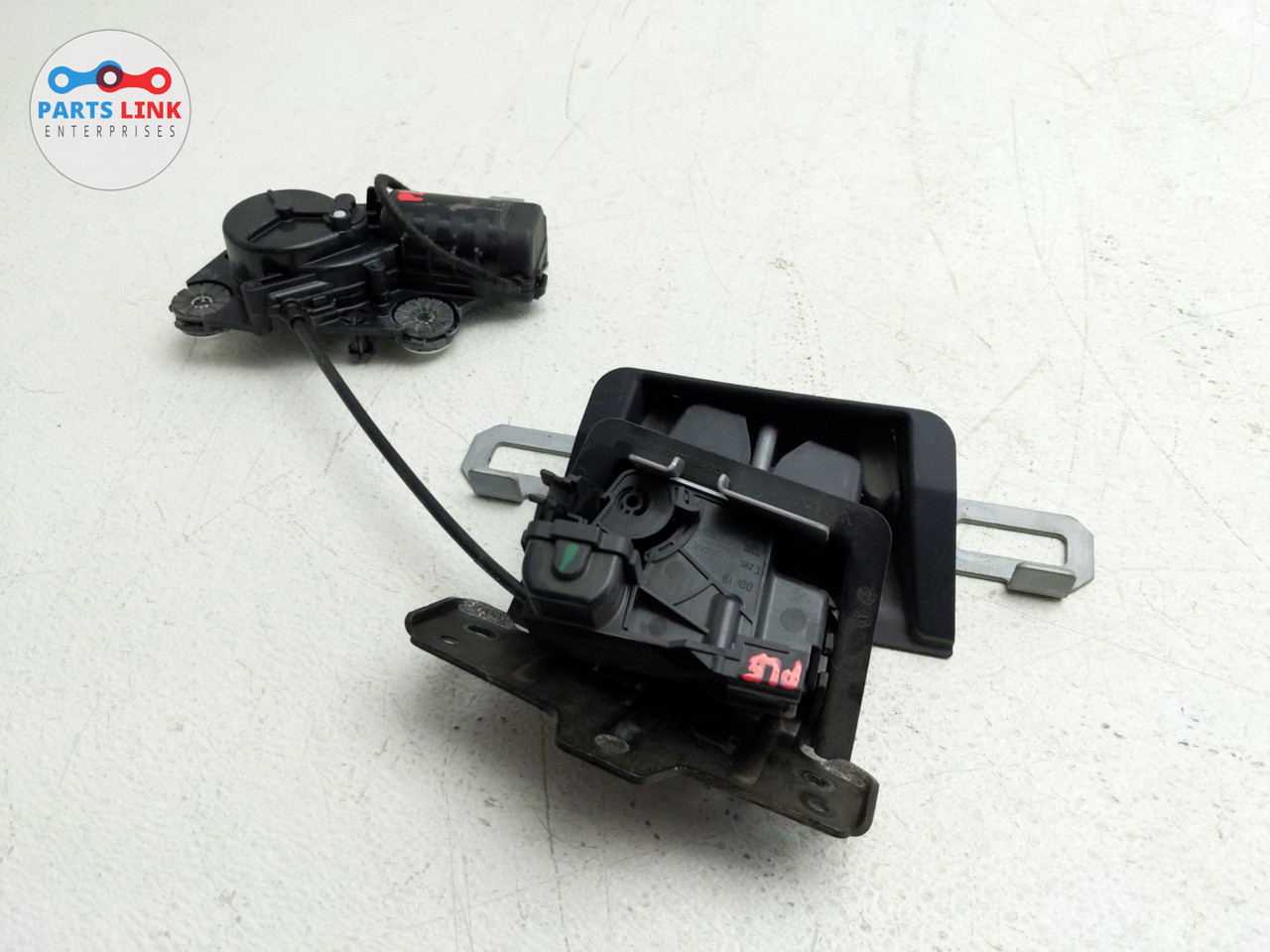 20162020 VOLVO XC90 REAR TRUNK LIFT TAILGATE LOCK LATCH ACTUATOR MOTOR ASSEMBLY