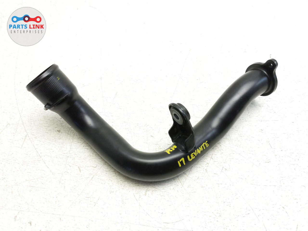 MANICOTTO INTERCOOLER TUBO TURBO PER MASERATI LEVANTE 3.0 TDS V6 4WD 670105711 MANICOTTO INTERCOOLER TUBO TURBO PER MASERATI LEVANTE 3.0 TDS V6 4WD 670105711