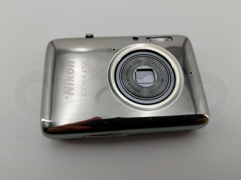 NIKON COOLPIX S02 SO2 13.2MP 3X ZOOM ULTRA COMPACT POCKET DIGITAL