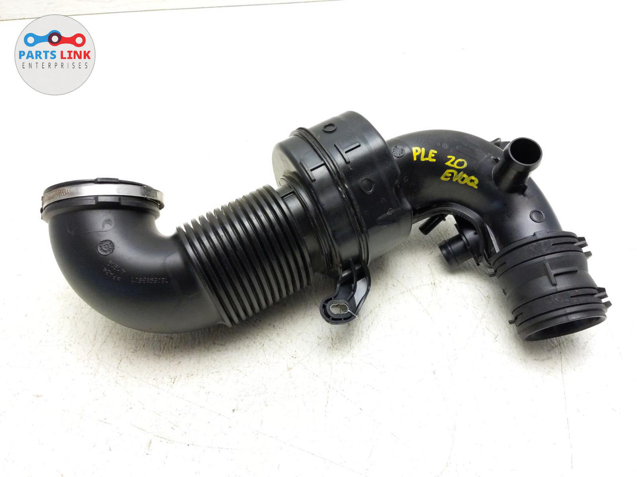 20202021 RANGE ROVER EVOQUE L551 2.0L GAS ENGINE INTAKE AIR HOSE PIPE