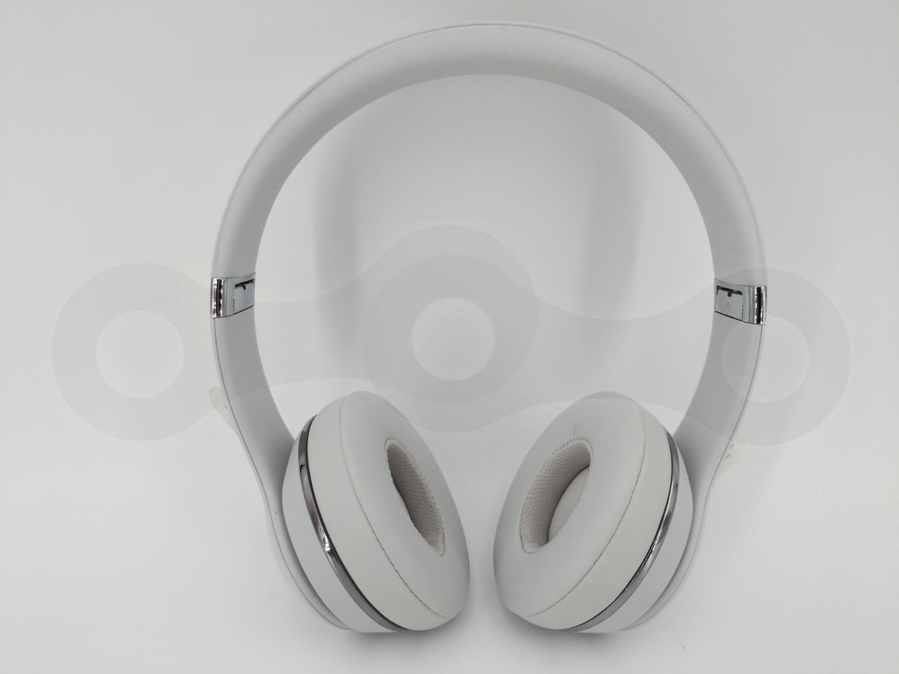 Beats solo model online a1796