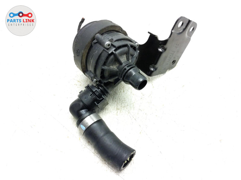 2019 BMW X5 G05 3.0L ENGINE MOTOR AUX WATER HEATER COOLANT PUMP MOUNT