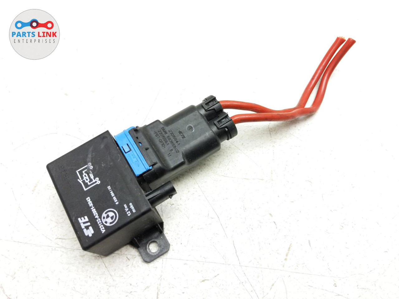 20192020 BMW X5 G05 FRONT RIGHT APRON COOLING FAN RELAY CONTROL MODULE