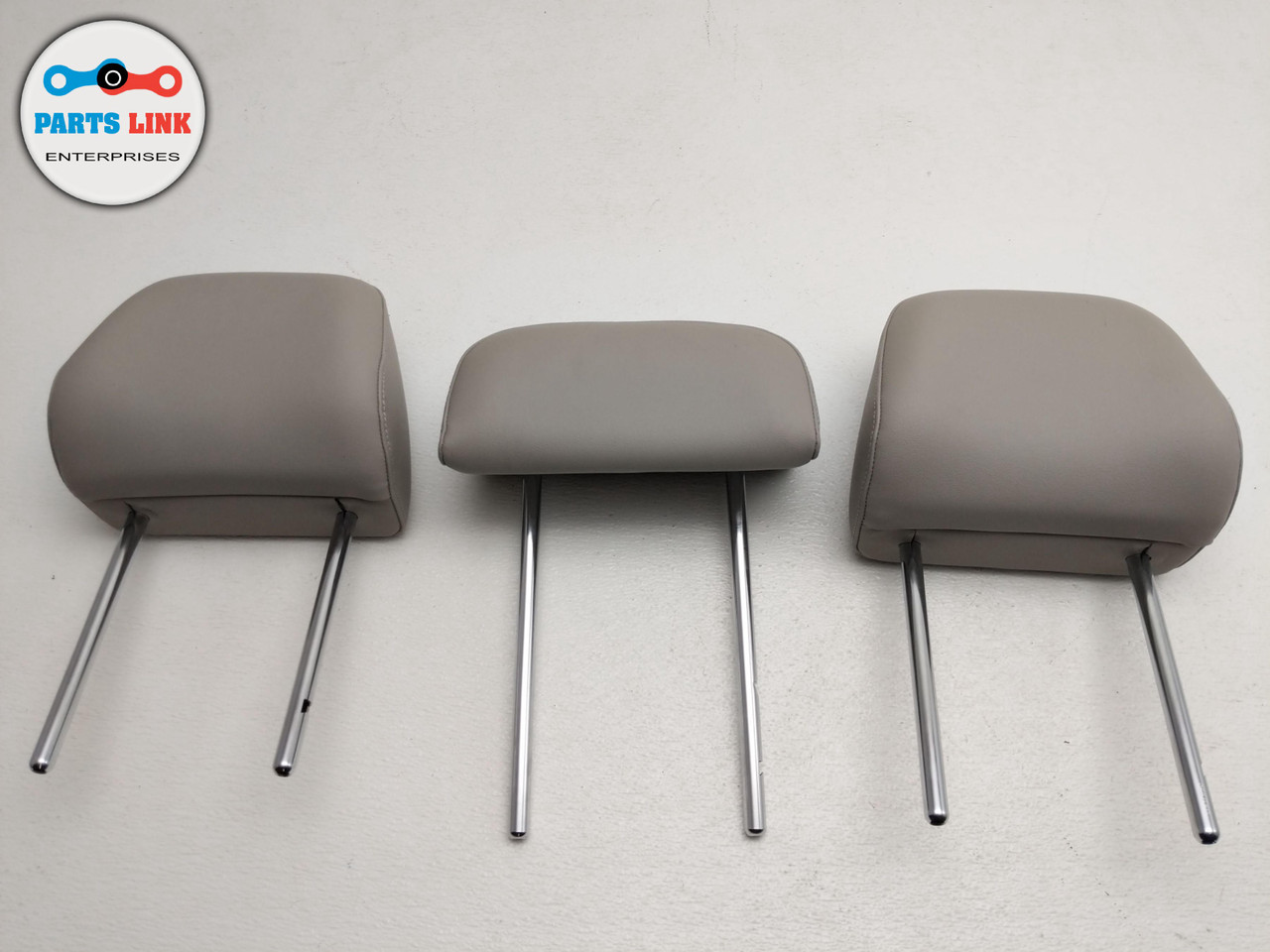 2018 VOLKSWAGEN ATLAS SE REAR LEFT RIGHT CENTER 2ND ROW SEAT HEADREST