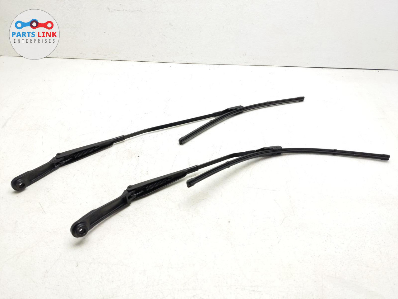 20192021 PORSCHE CAYENNE FRONT WINDSHIELD WIPER ARM BLADES SET