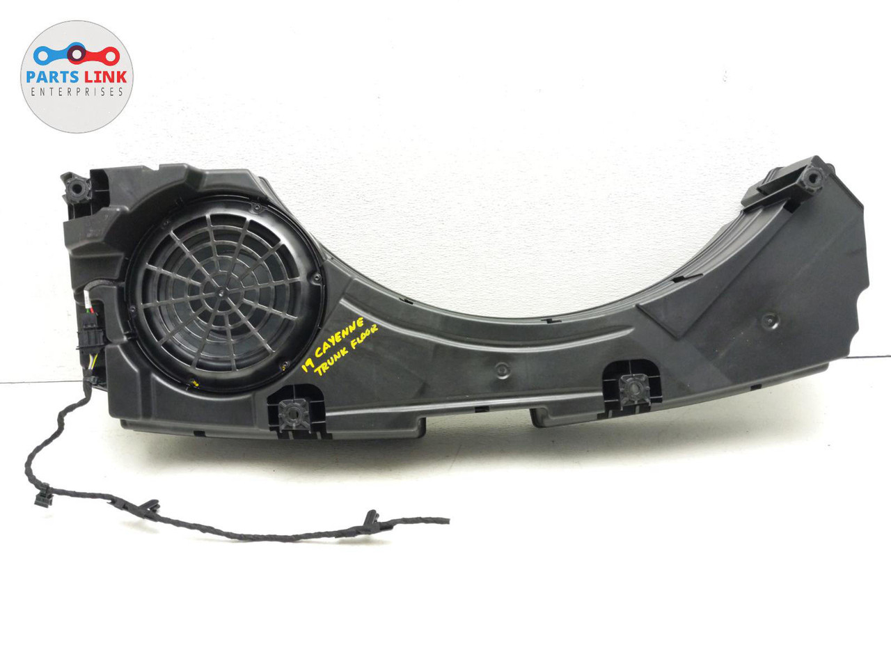 20192021 PORSCHE CAYENNE TRUNK FLOOR BOSE AUDIO SOUND SPEAKER
