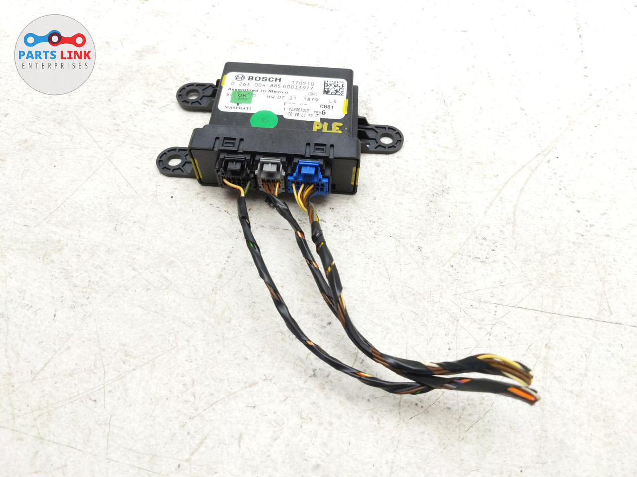 2017-20 MASERATI LEVANTE REAR RIGHT PARK ASSIST PDC CONTROL MODULE 