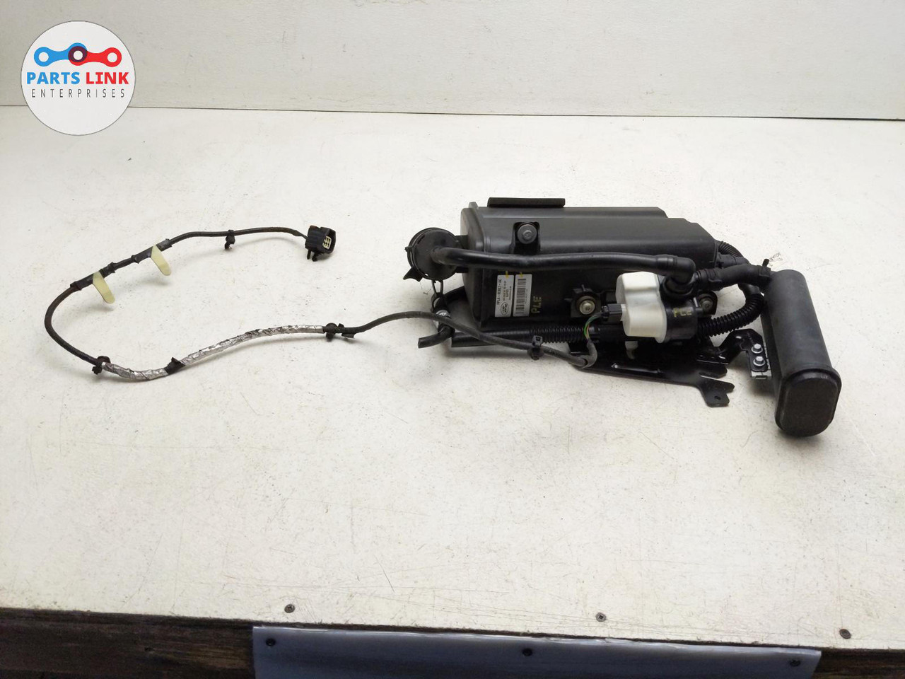 201321 RANGE ROVER L405 GAS TANK CHARCOAL CARBON CANISTER EVAP VAPOR