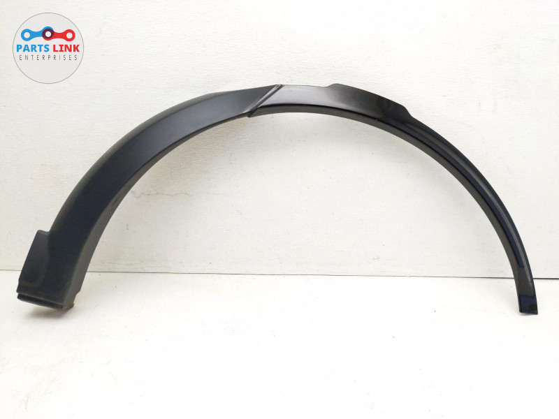 201721 LAND ROVER DISCOVERY REAR LEFT WHEELHOUSE TRIM FENDER FLARE