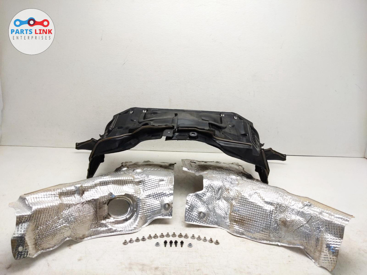 20152016 MERCEDES S550 FRONT FIREWALL COWL HEAT SHIELD FASTENER GUARD