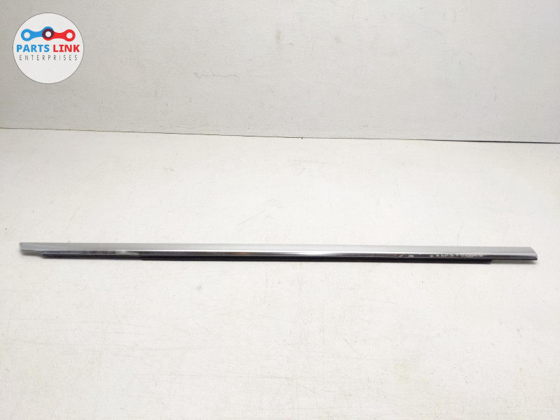 20142017 MERCEDES S550 FRONT RIGHT DOOR MOLDING CHROME DRIP APPLIQUE
