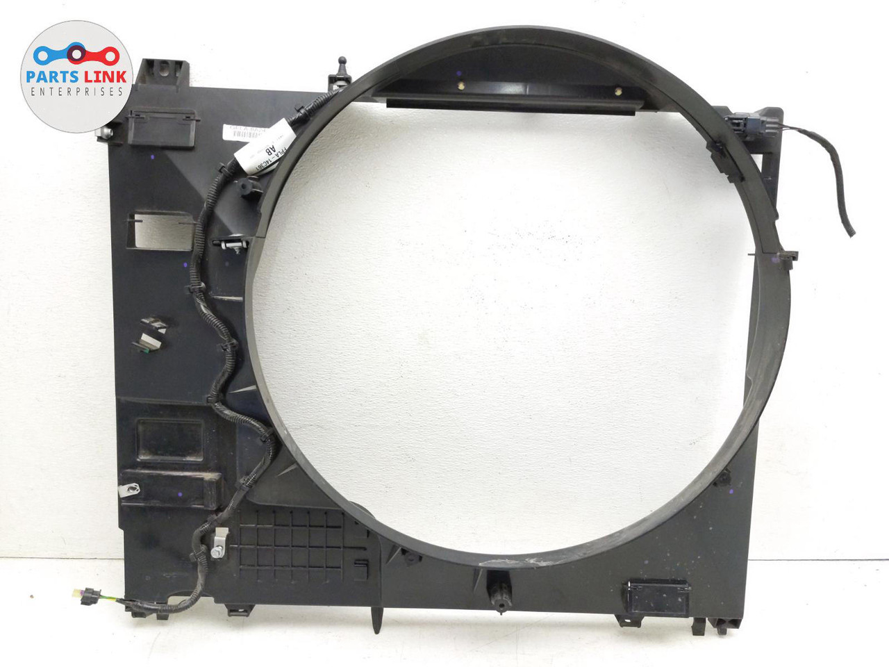 2014-2022 RANGE ROVER SPORT RADIATOR FAN SHROUD MOUNT BRACKET COVER ...