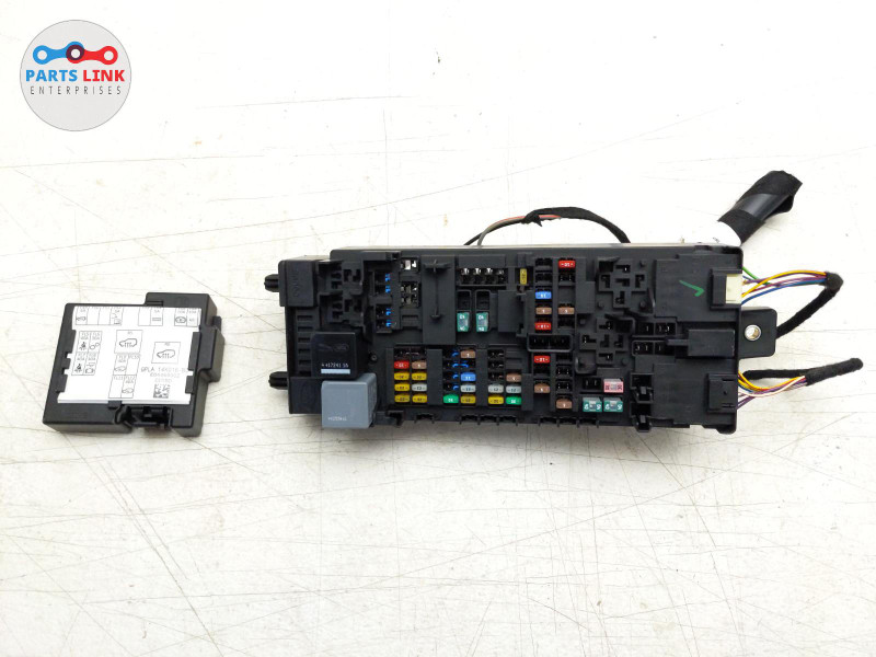 2016-17 RANGE ROVER DASH FUSEBOX POWER JUNCTION BLOCK CONTROL MODULE ...