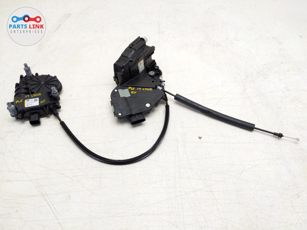 Range Rover Sport L494 Front Right Door Lock Latch Actuator w/ Keyless Go OEM