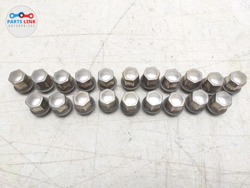201223 RANGE ROVER EVOQUE WHEEL RIM LUG NUT SILVER SET L551 L550 VELAR