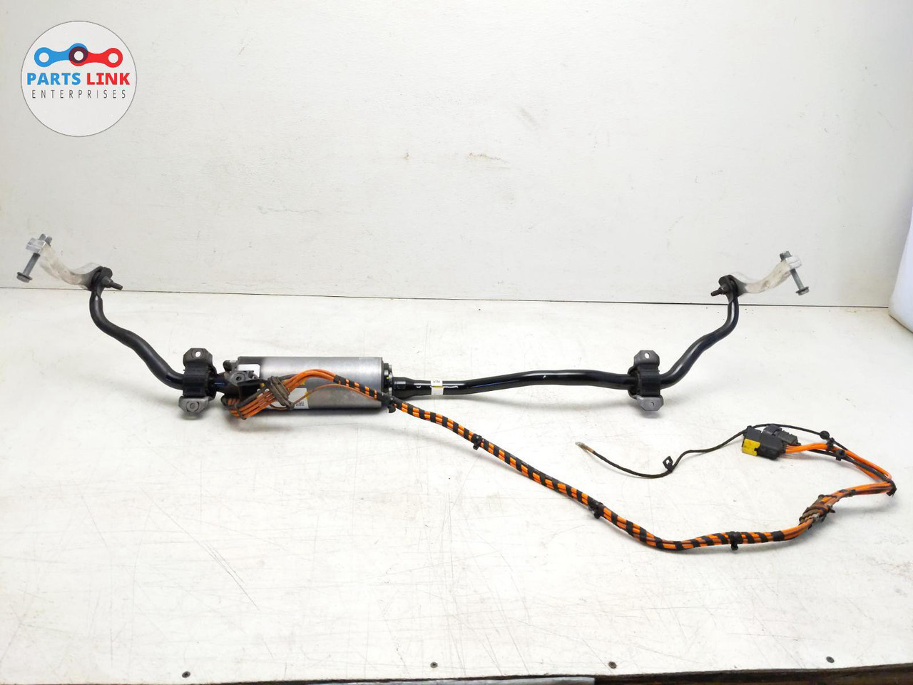 201620 BENTLEY BENTAYGA REAR SWAY BAR ACTIVE ANTI ROLL STABILIZER