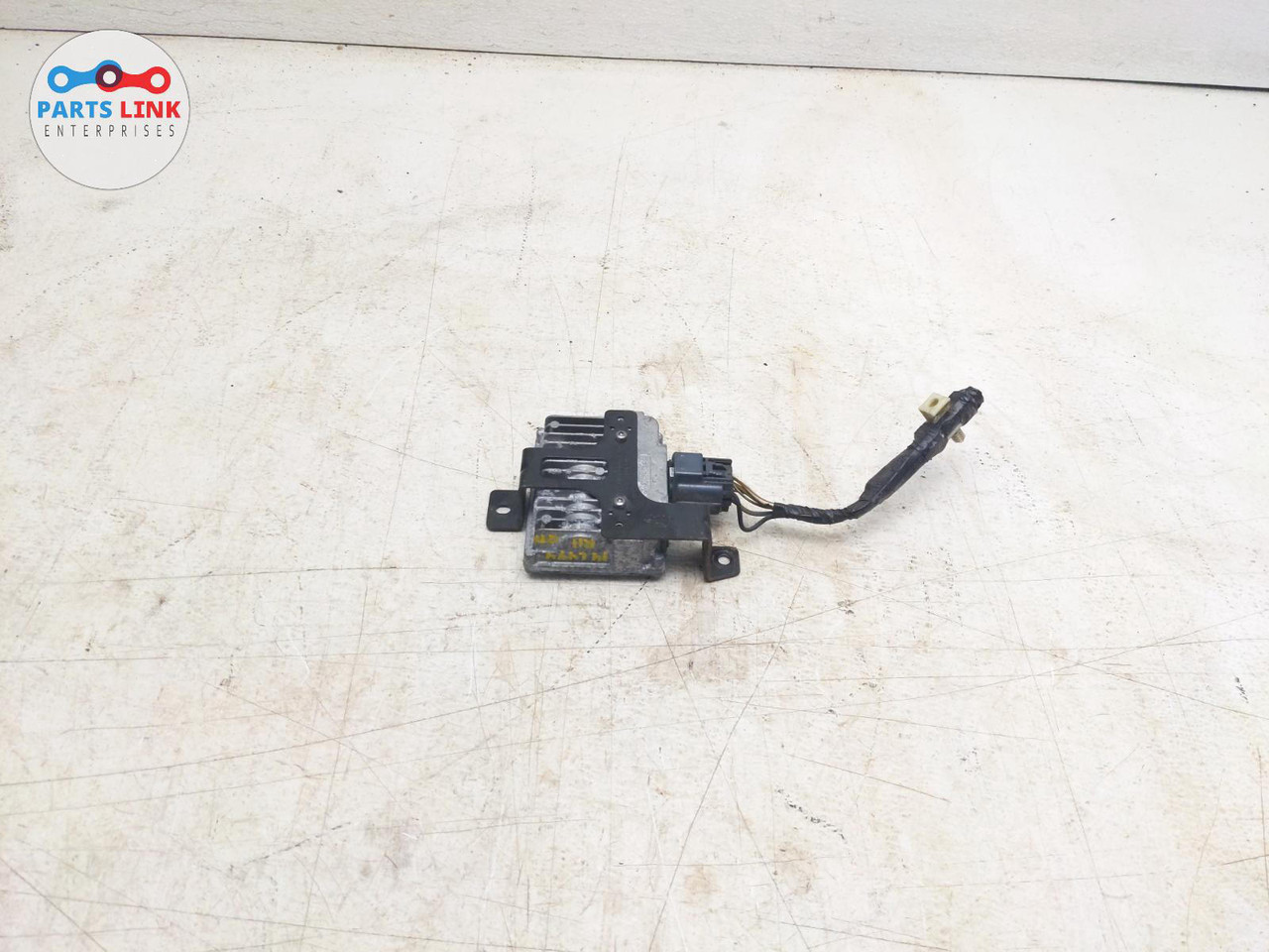 201421 RANGE ROVER SPORT FUEL PUMP CONTROL MODULE DRIVER L494 L405