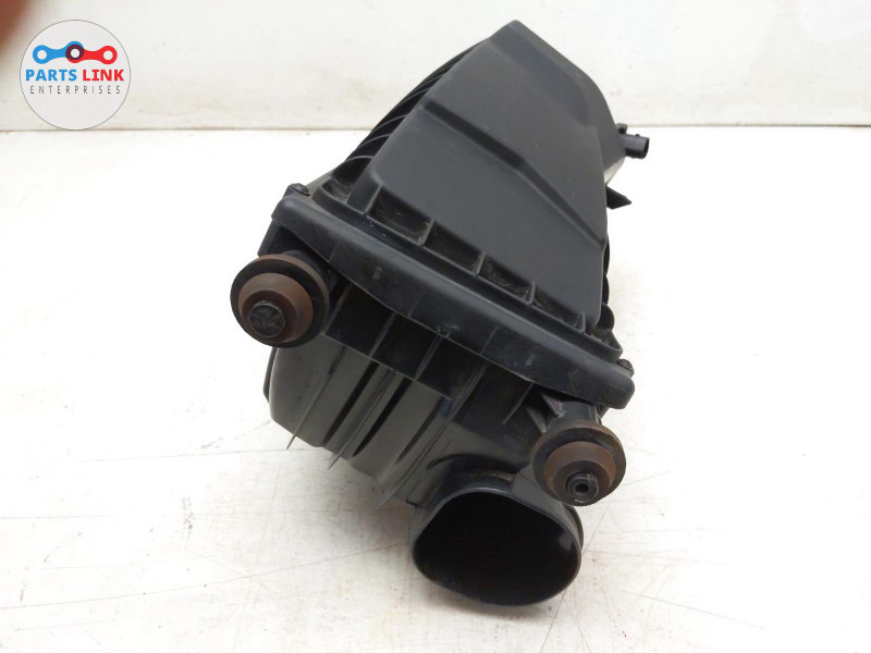 Land Rover Petrol V8 Air Filter RTC4683