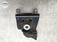 2010-14 TOYOTA PRIUS FRONT ENGINE MOTOR MOUNT SUPPORT BRACKET INSULATOR ASSEMBLY