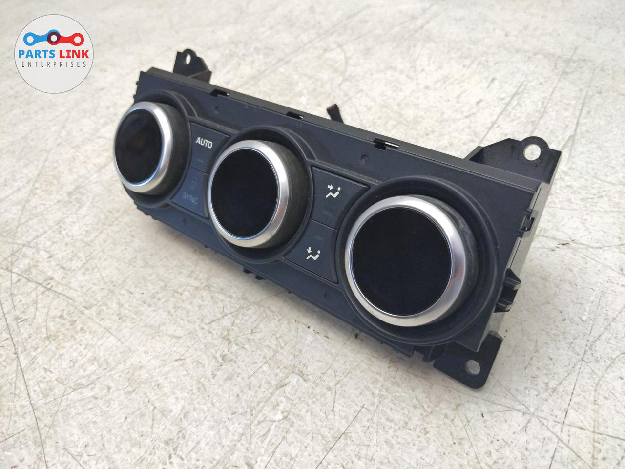 2017-20 LAND ROVER DISCOVERY REAR CLIMATE CONTROL AC SWITCH PANEL ...