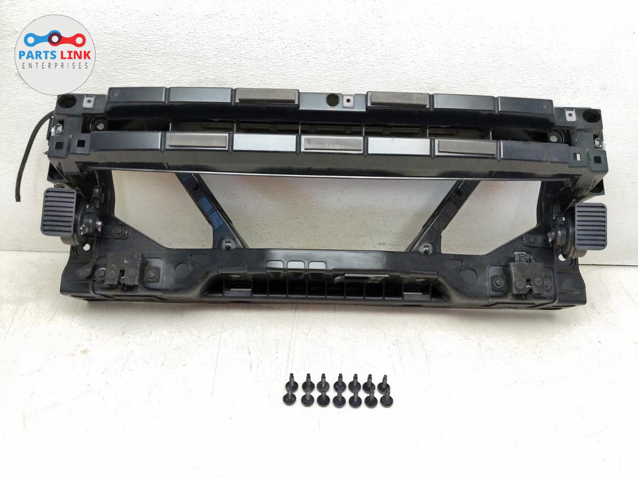 2020-23 LAND ROVER DEFENDER RADIATOR CORE SUPPORT CENTER FRAME MOUNT ...