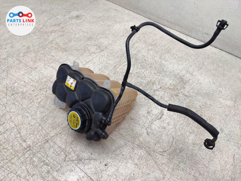 201822 RANGE ROVER VELAR RADIATOR COOLANT RESERVOIR ENGINE OVERFLOW