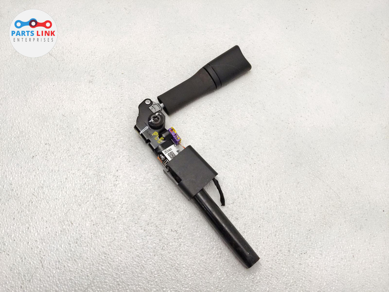 201623 CHEVY CAMARO FRONT RIGHT SEAT BELT PRETENSIONER PASSENGER