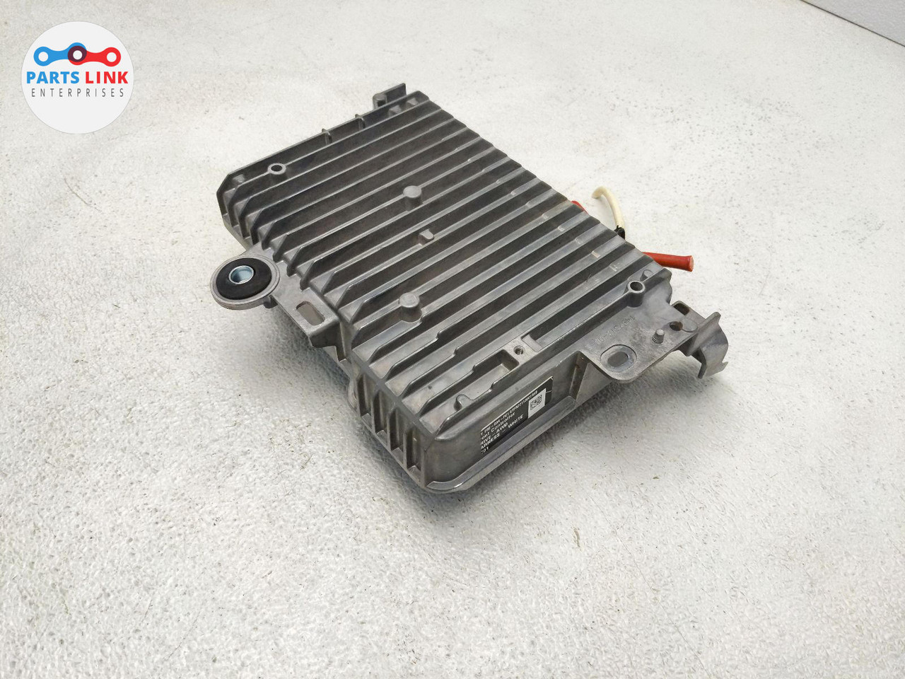 2020-23 TESLA MODEL Y FRONT BODY CONTROL MODULE UNIT BRAIN CABLE ...